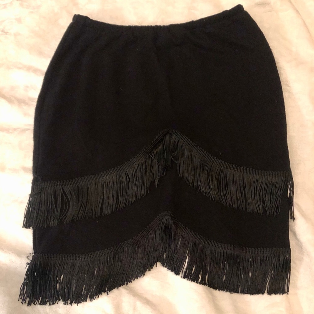 Black fringe skirt
